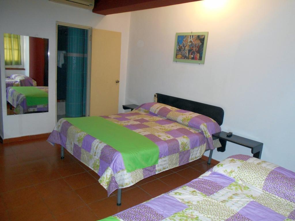 Hostal Condo-Parque Santo Domingo Exteriör bild