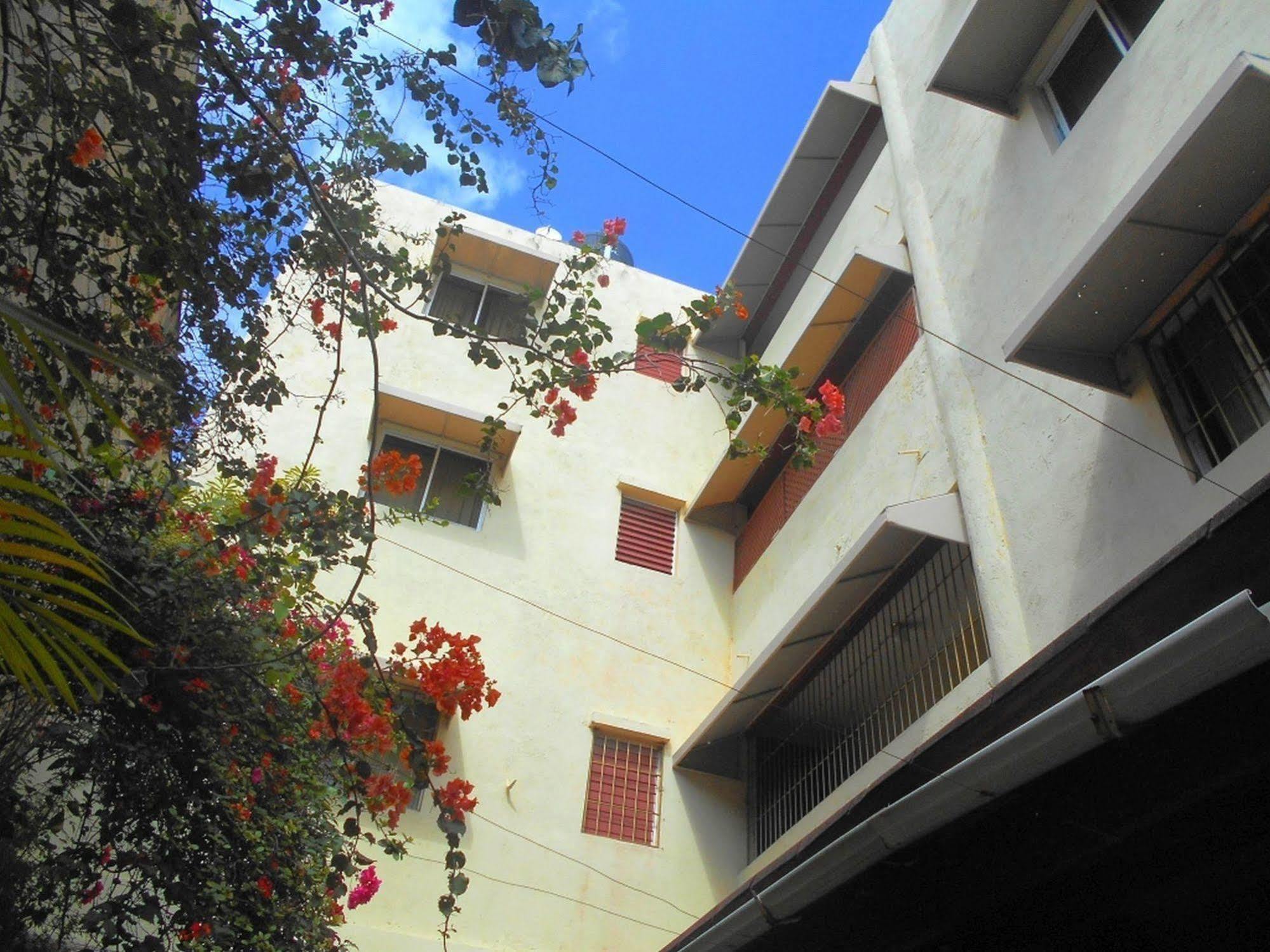 Hostal Condo-Parque Santo Domingo Exteriör bild