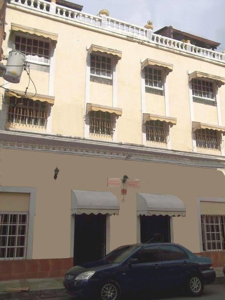 Hostal Condo-Parque Santo Domingo Exteriör bild