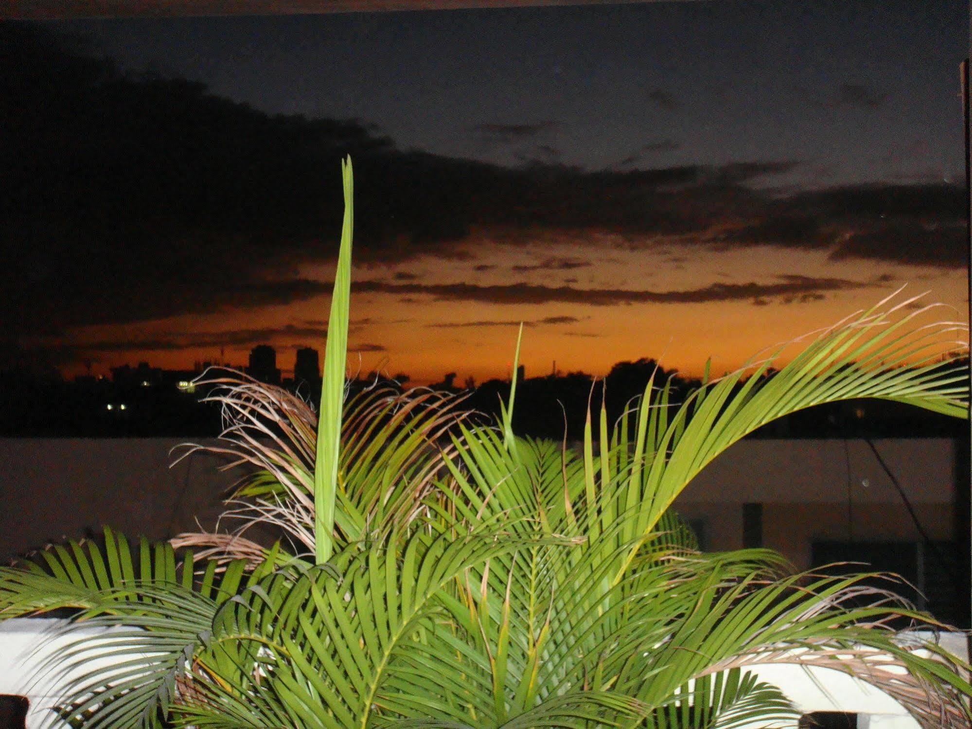 Hostal Condo-Parque Santo Domingo Exteriör bild
